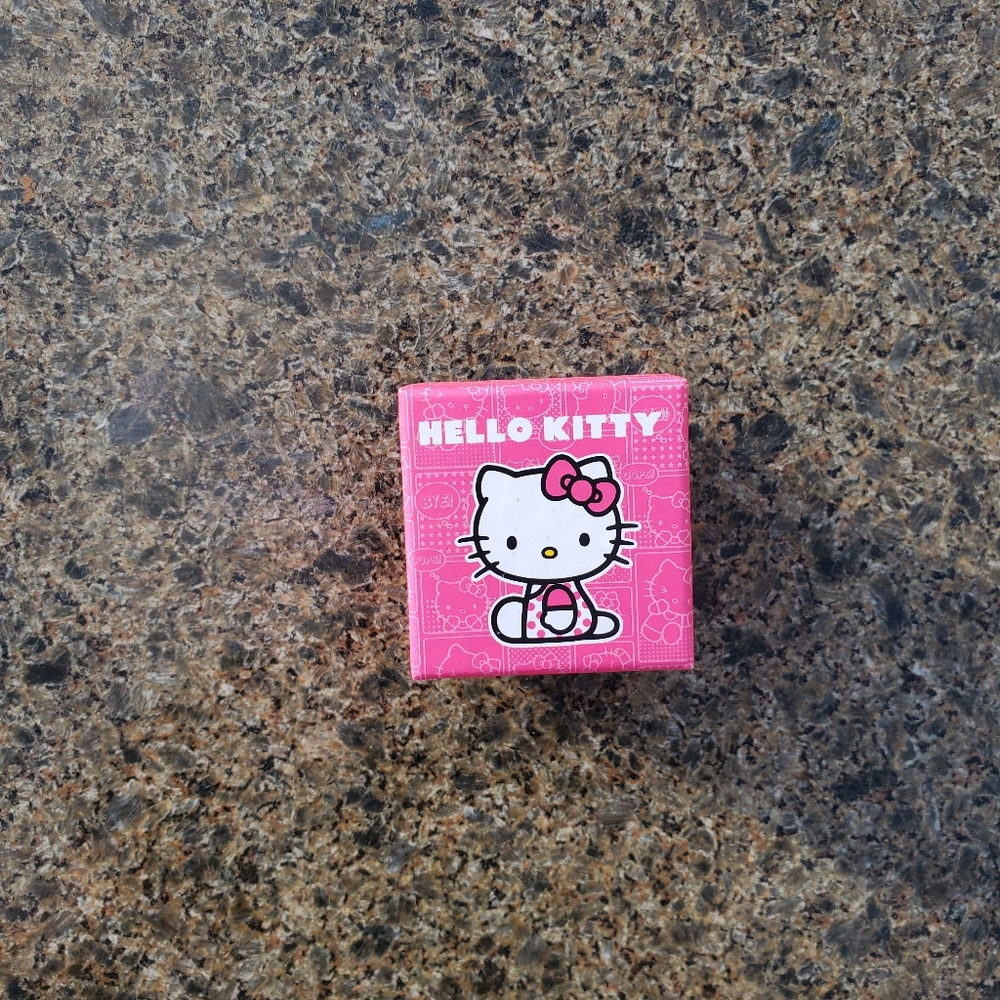 Hello Kitty necklace